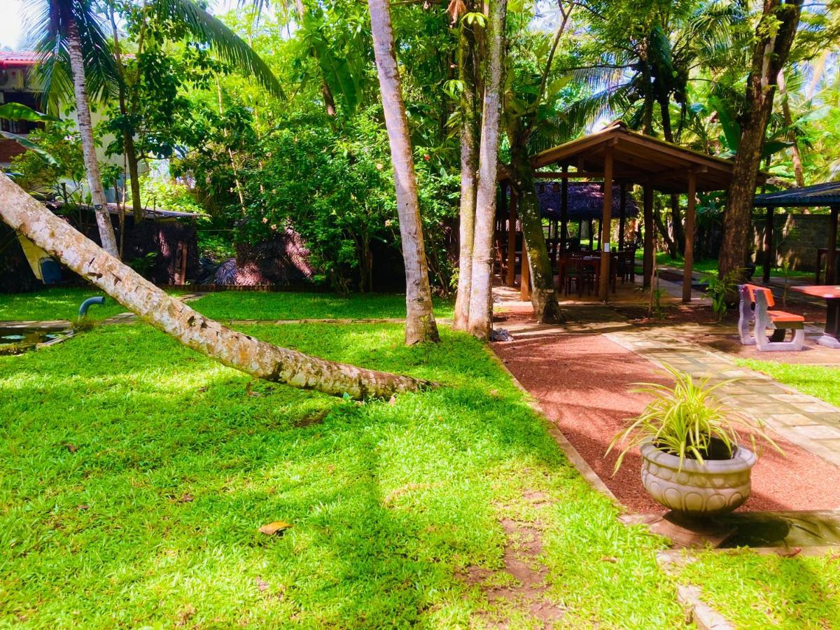 Manel Villa Bentota Extérieur photo